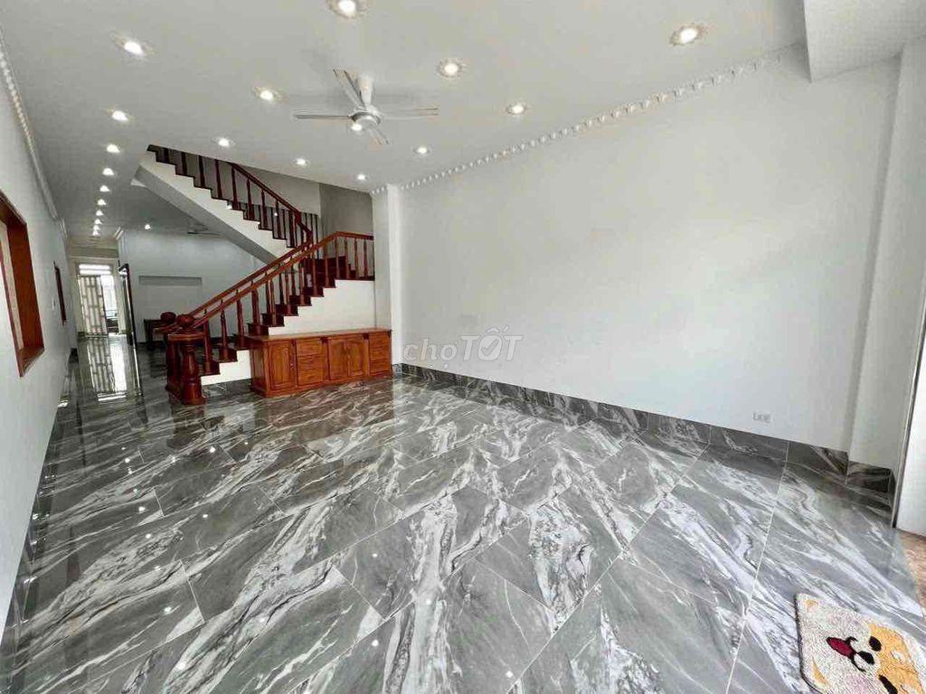 Cho Thuê Nhà 3 Lầu,5 PN , Mặt Tiền Lý Thái Tổ KDC Hưng Phú 1