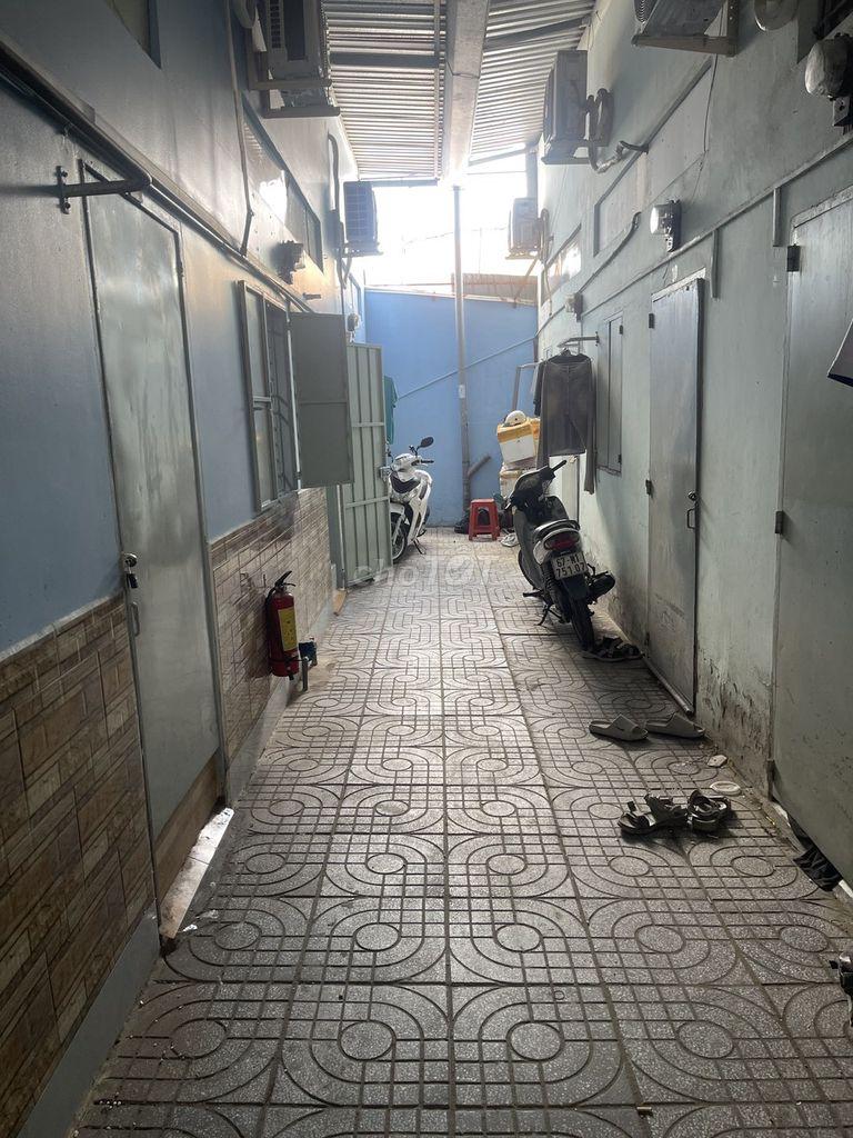 Đất thổ cư có 7 phòng trọ, doanh thu 18 triệu/ tháng