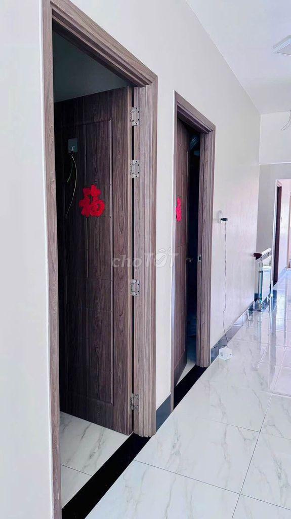 Nhà cho thuê 4PN Phú Tân, Thủ Dầu Một - Đầy đủ nội thất