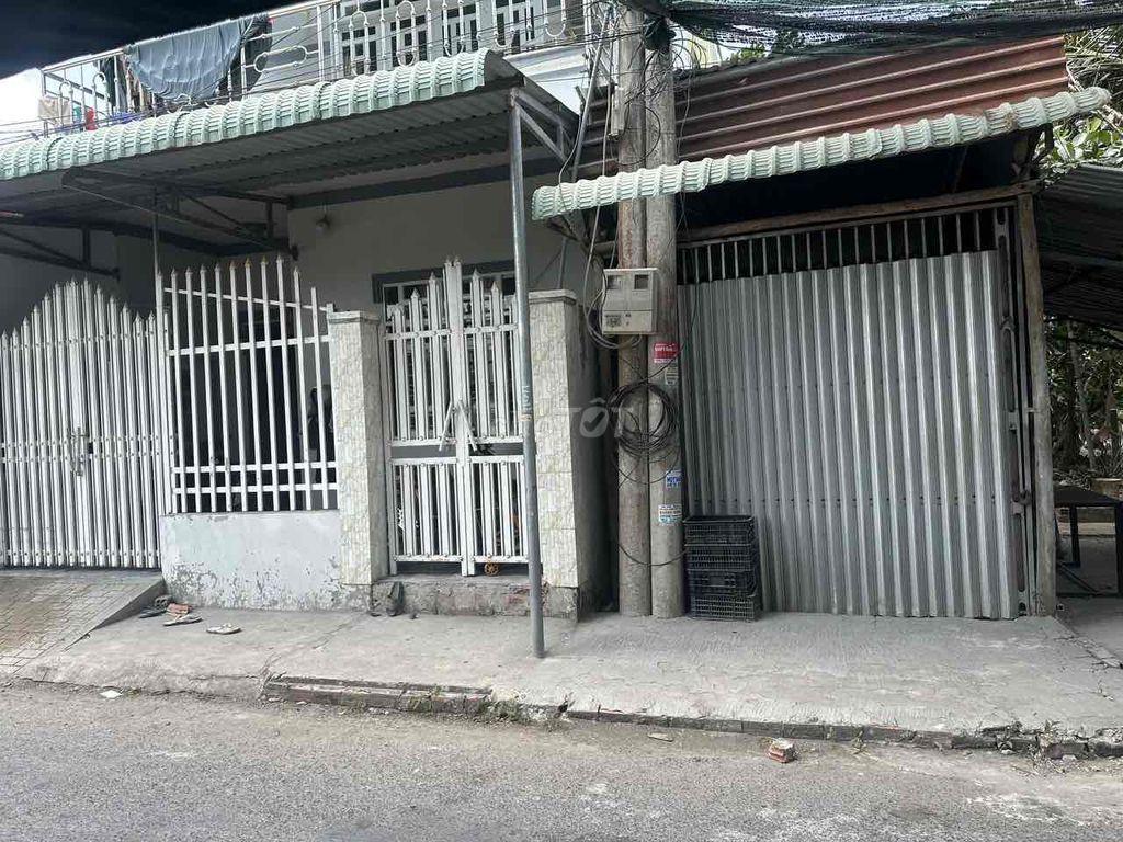 Bán nhà tôn tạm 71m2 thổ cư