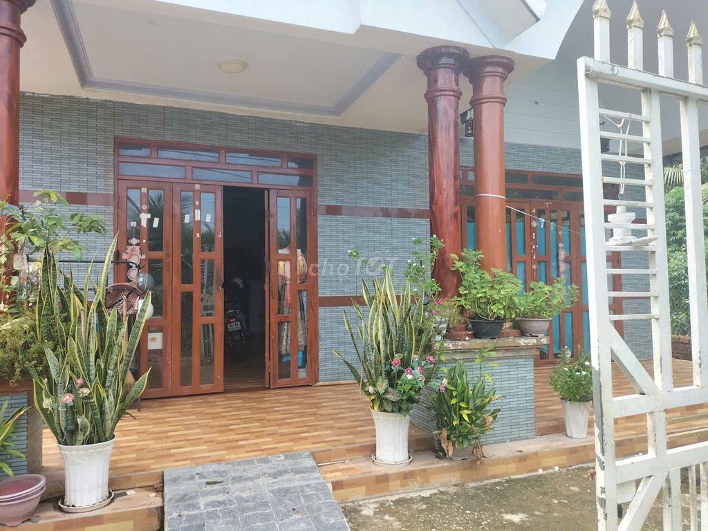 Nhà vườn nguyên căn, tổng diện tích 400m2, diện tích nhà 150m2