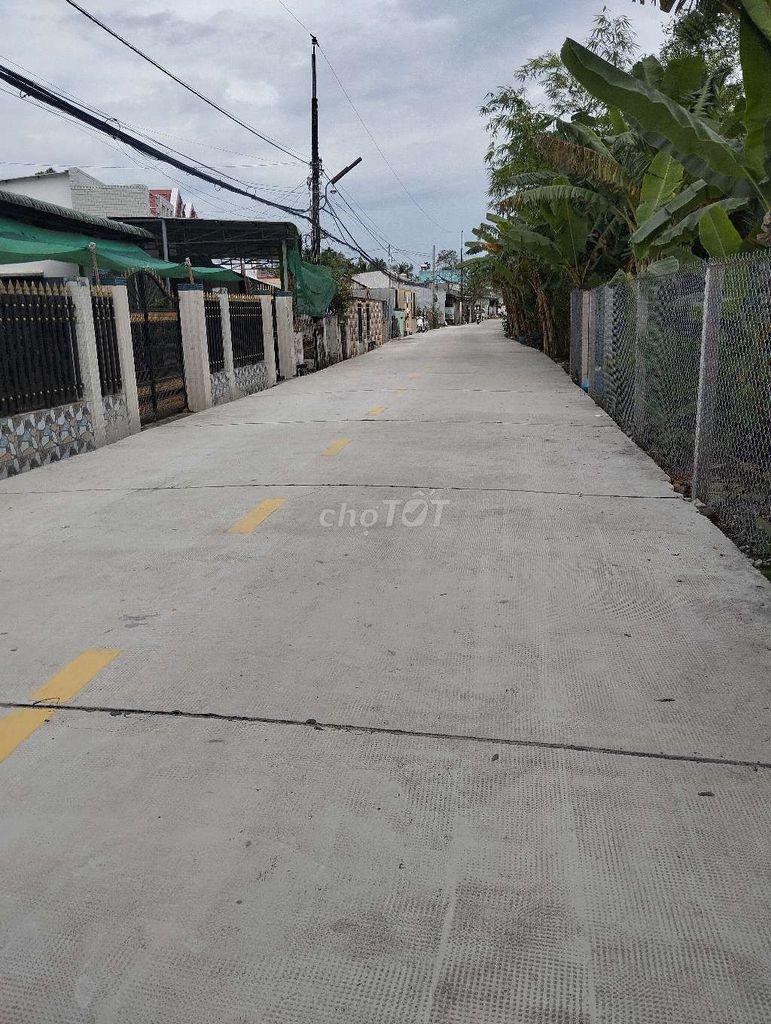 Nhà hoàn công diện tích lớn cách chợ cái răng 1,5km. Ô tô tới nhà