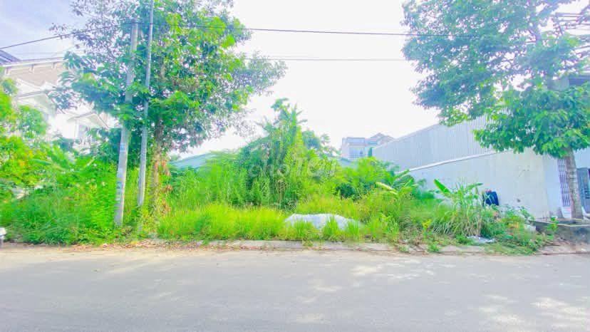 Cho thuê đất 345 m2 khu Long Thịnh 10 triệu
