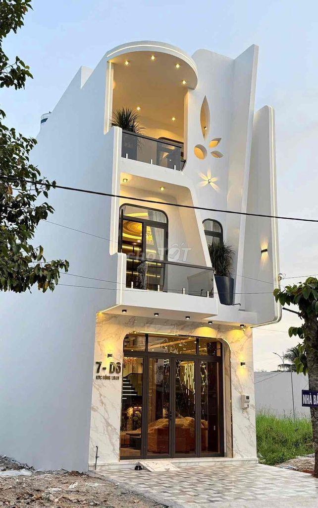 nhà đẹp 5x16 đường D6 Hồng Loan hướng Tây Bắc, Cái Răng - 5 tỷ 700 tr