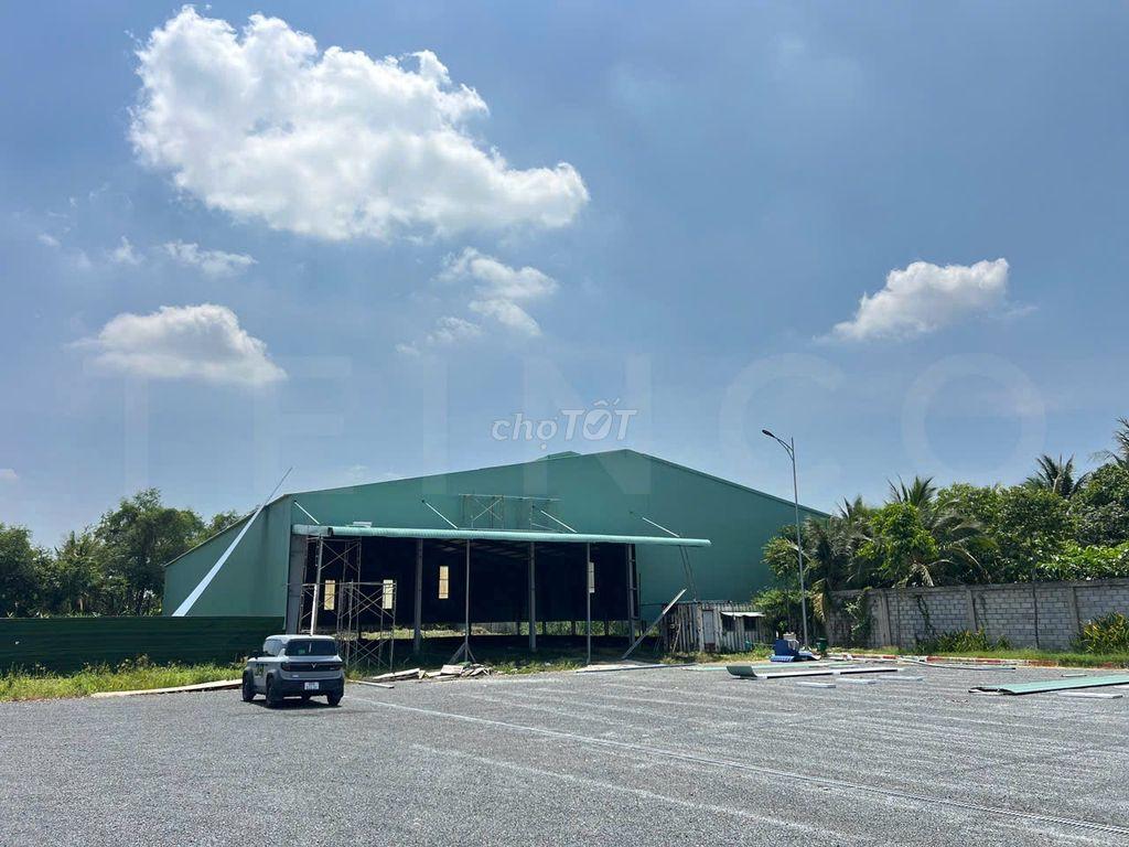 Kho xưởng 1.800 m² có PCCC tự động và điện 3 pha, lộ Container