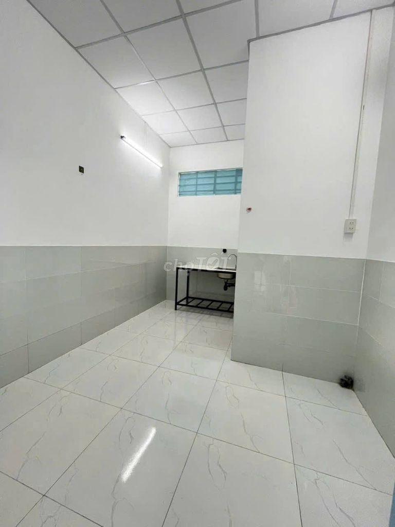 Phòng trọ Hẻm 102 Trần Hoàng Na, Cần Thơ, 2 triệu/tháng