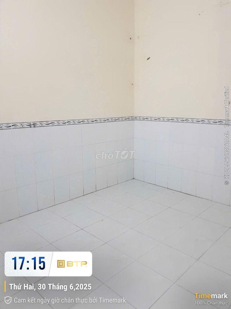 Nhà cho thuê - 3tr - hẻm đối diện BV Phương Châu