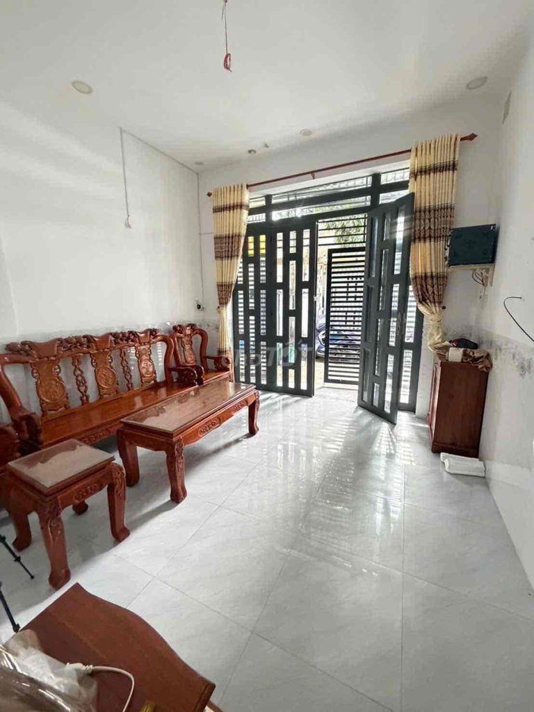 Nhà mới 2 phòng hẻm 9 Phạm nGọc Hưng