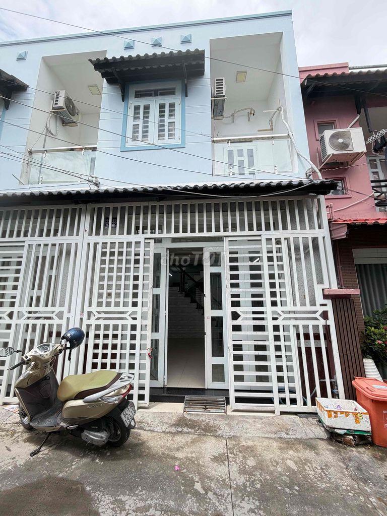 Nhà lầu mới 2 phòng hẻm 388 Nguyễn Văn Cừ