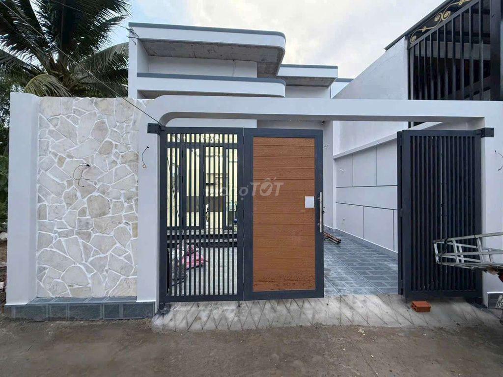 NHÀ PHƯỜNG PHÚ TÂN 90M² GẦN BẾN XE