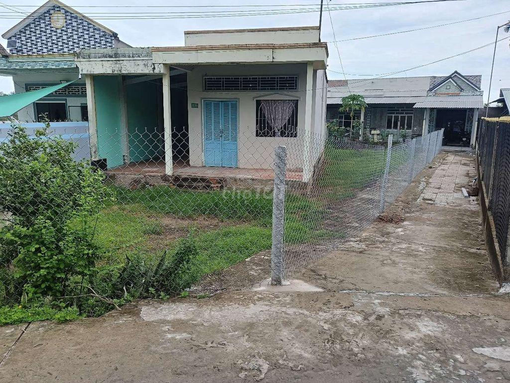 đất nền có thô cư