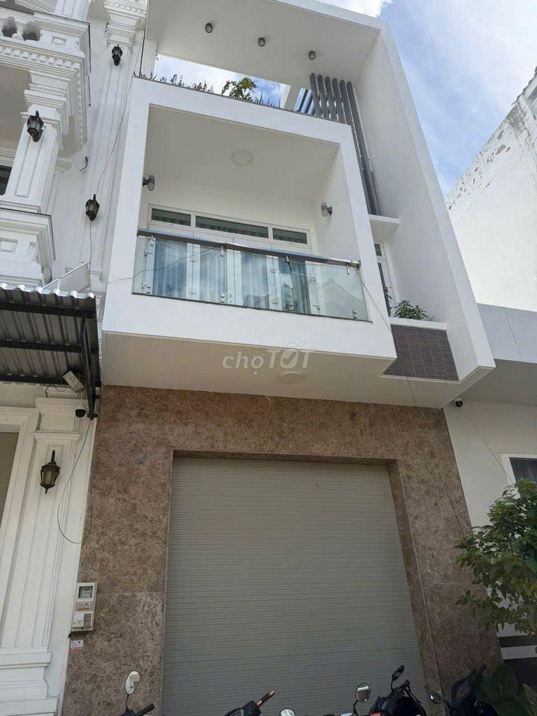 CHO THUÊ NHÀ 1 TRỆT 2 LẦU MẶT TIỀN KDC HƯNG PHÚ 1 GẦN SIÊU THỊ GO