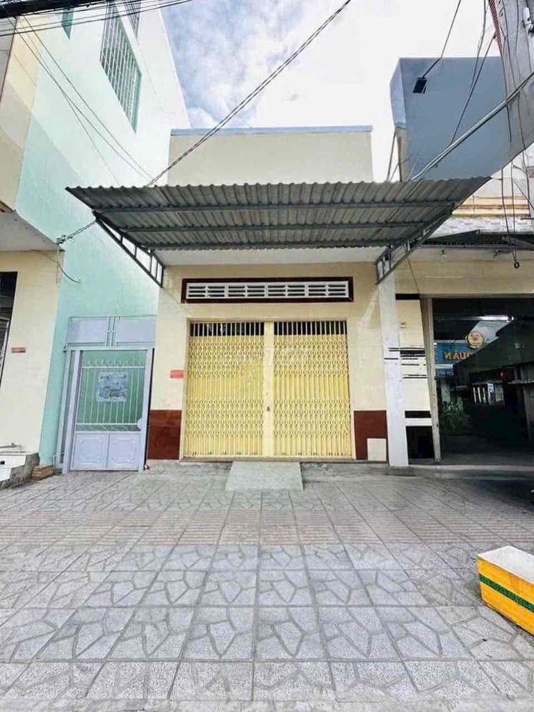 CHO THUÊ NHÀ MẶT TIỀN TRÀN HOANG NA