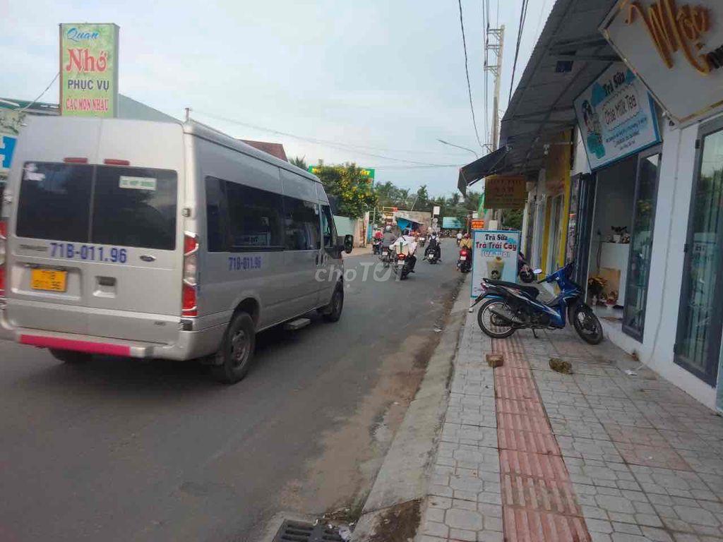 Cho thuê ki ốt 50m2 mới có gác lững 492 Ca Văn Thỉnh