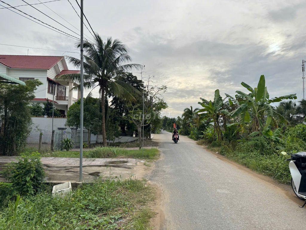 Đất mặt tiền Chí Sinh, Tân Phú tặng gpxd chính trệt lầu. Giá sốc