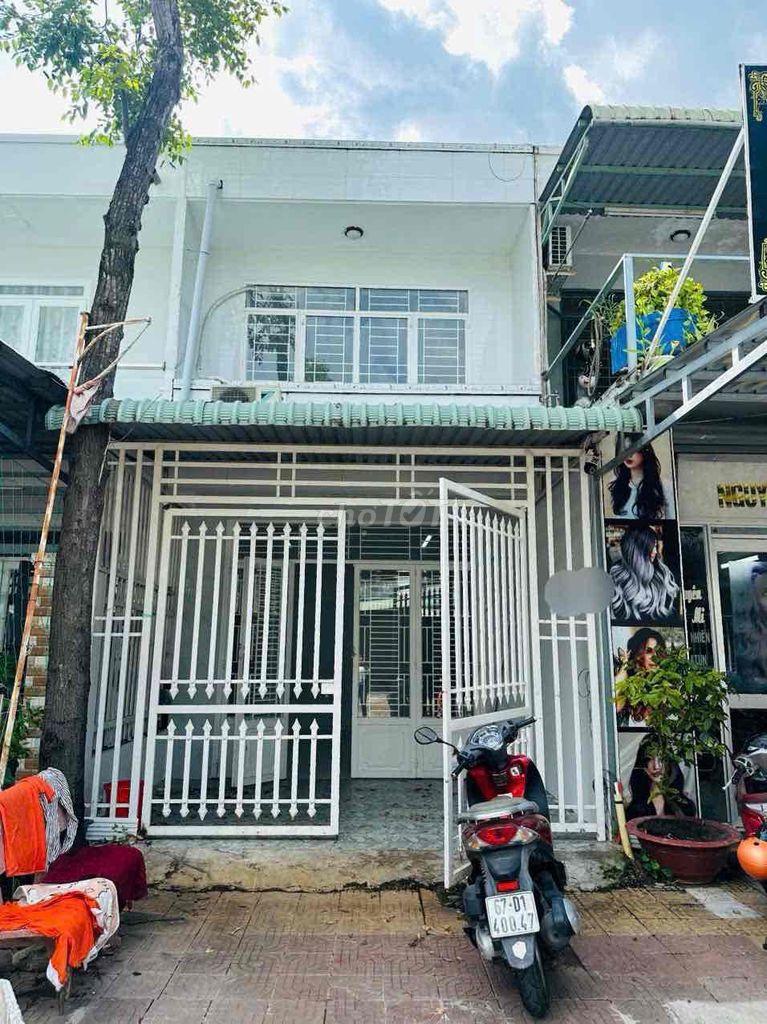 Nha lau rong rai 4pn gan chợ 586 va bv Hoàn Mỹ kdc 586 Cân thơ