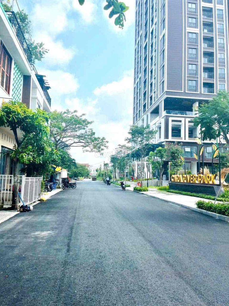 Nhà 8x16m góc 2 mặt tiền trục chính KDC Công Trình 8