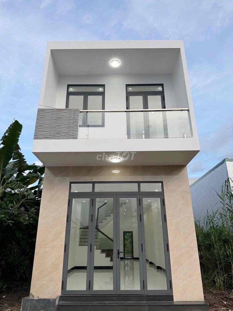 Nhà trệt lầu nguyên căn mới 2phòng 2wc KDC Tân Phú Cái Răng củ