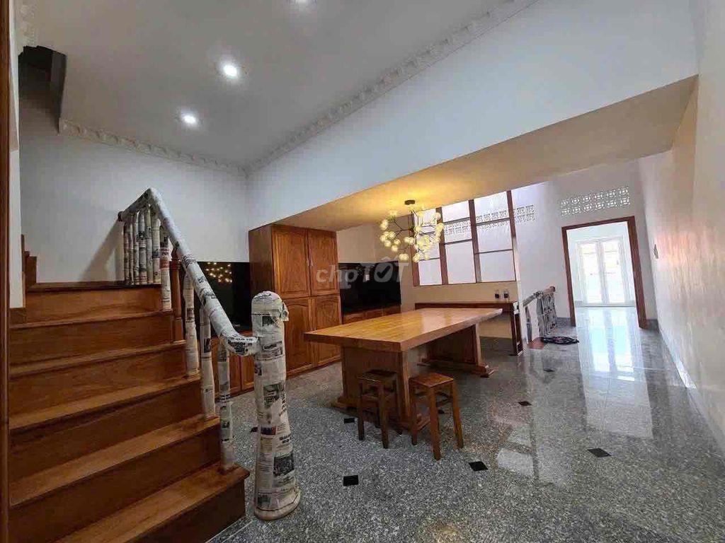 Cho thuê nhà trệt 3 lầu mặt tiền Lý Thái Tổ - KDC Hưng Phú 1, P. Hưng