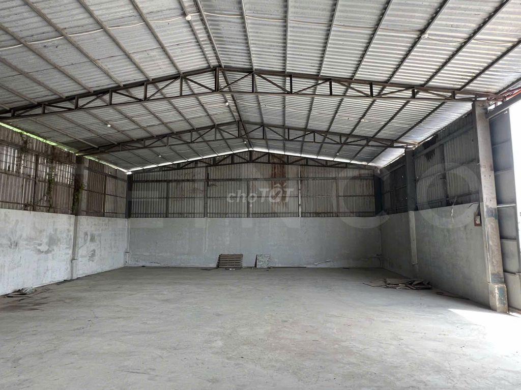 Kho xưởng 200 m² có PCCC và trạm điện 3 pha, nhánh đường Quốc Lộ 91B