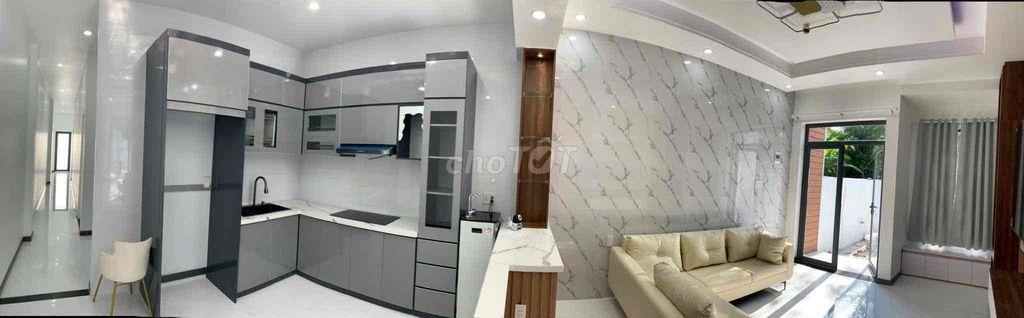 cần bán căn nhà kế bên trường tiểu học phù ly
