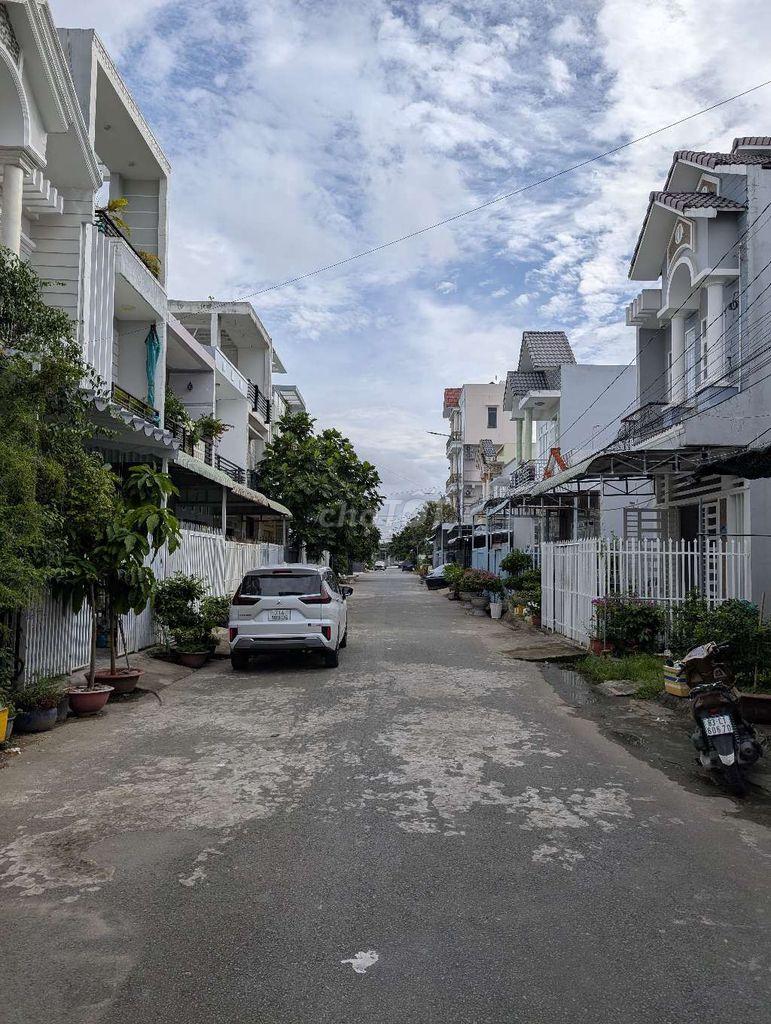 Cho thuê nhà KDC Công An, Cái Răng An ninh tốt, gác siêu rộng, lộ oto
