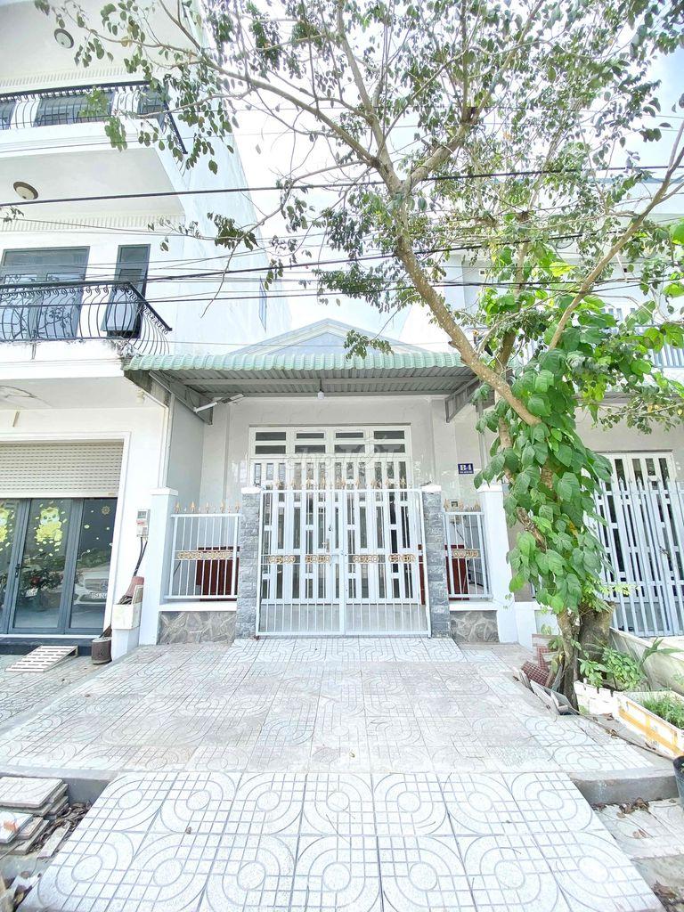 (Chính chủ) Nhà Trục chính kdc Quân Đội 5x18
