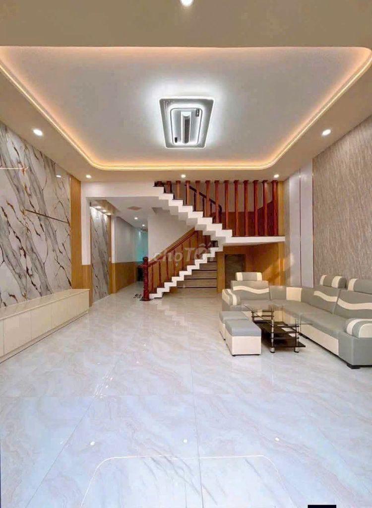 BÁN GẤP NHÀ 2 TẦNG HẺM 2 Ô TÔ KHU DẦU KHÍ CẦN THƠ
