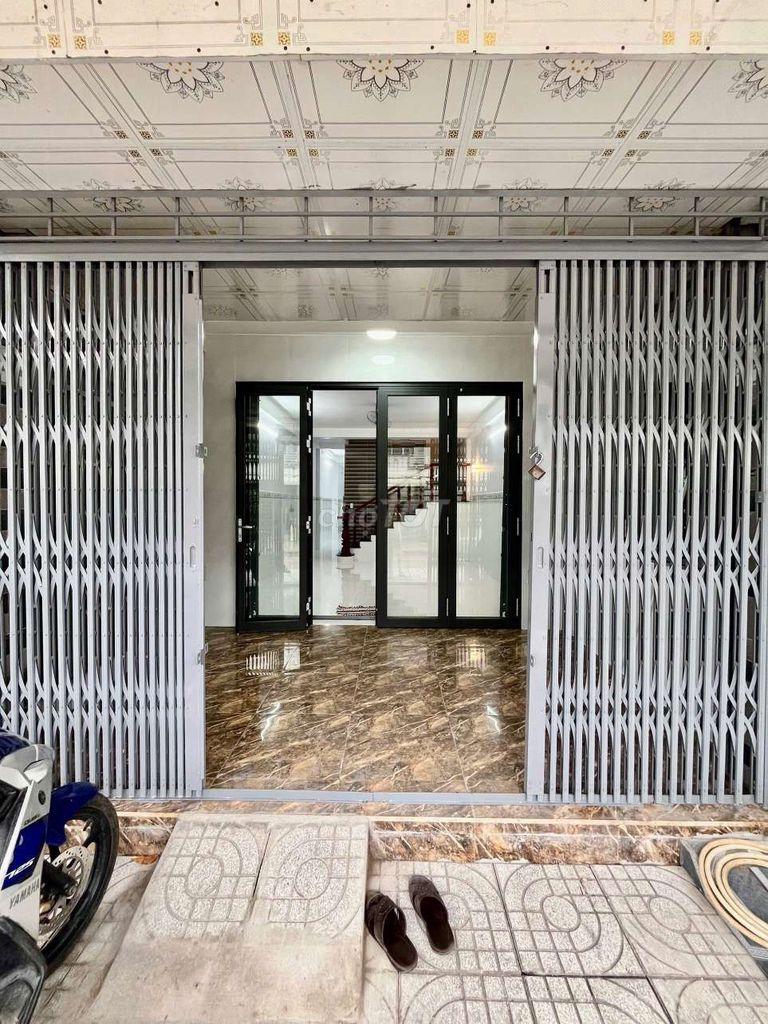 BÁN NHÀ ĐẸP 586 HOÀN CÔNG