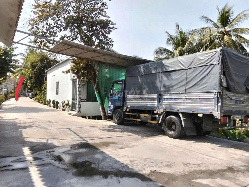 Nhà gần trường tiểu học