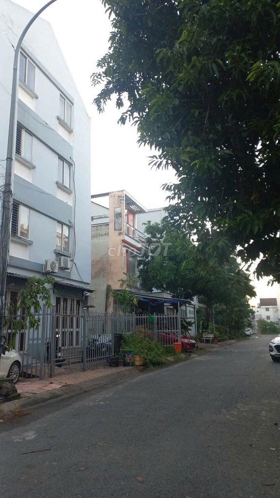 Cho thuê mặt bằng gơc khu Công trình 8 cái răng cần Thơ