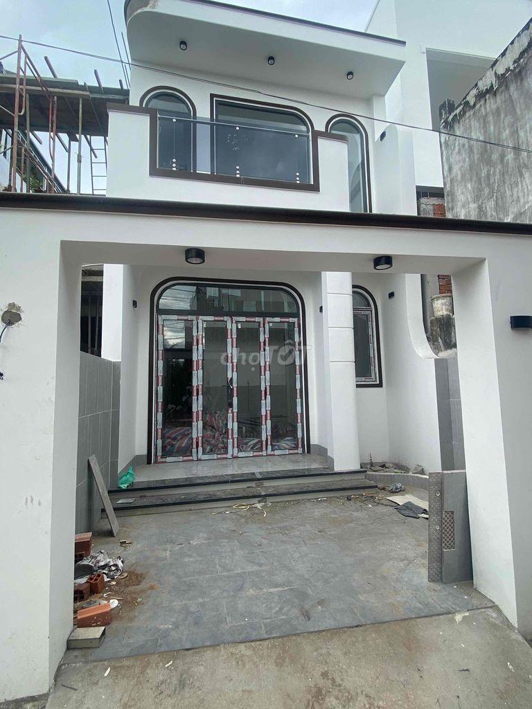 NHÀ LẦU MỚI 4 PHÒNG NGỦ PHƯỜNG 8