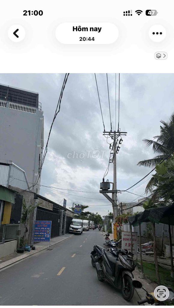 CHÍNH CHỦ BÁN NHÀ MẶT TIỀN ĐƯỜNG LÀNG HOA KIỂNG BÀ BỘ CÁCH DHYD 300m