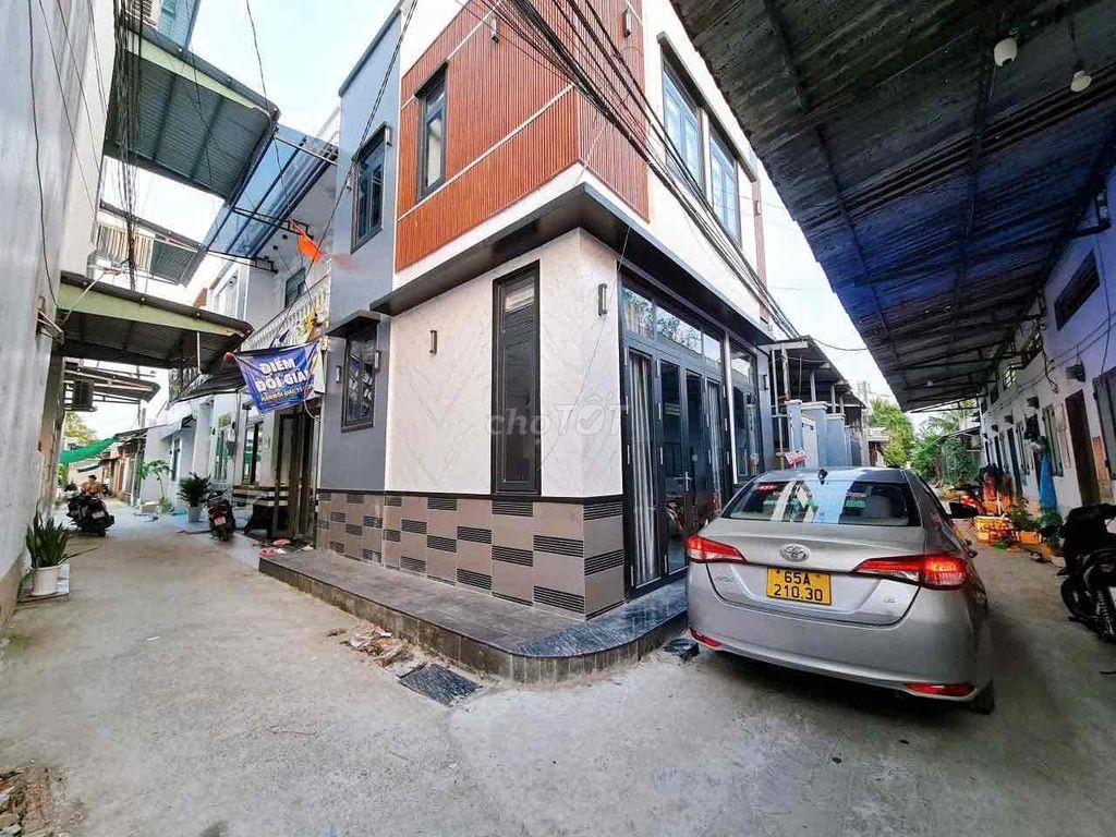 NHÀ LẦU FULL NỘI THẤT LỘ Ô TÔ GẦN ĐẠI HỌC Y DƯỢC