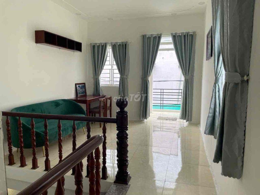 Cho thuê nhà Nguyên căn 1 trệt 1 lầu gần BVĐKTP, CTU