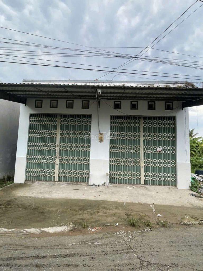 Cho thuê nhà mới cất 40m2 Phạm Ngọc Hưng