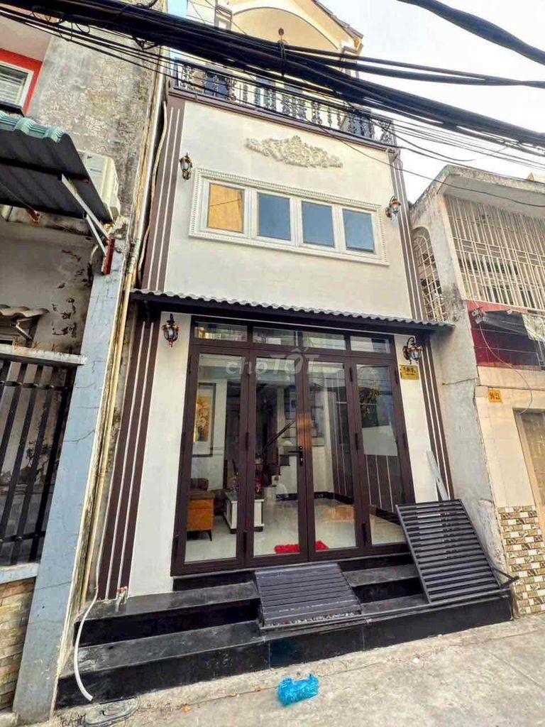 NHÀ VỊ TRÍ ĐẸP HẺM 90 HÙNG VƯƠNG,NGAY PHƯỜNG ĐIỂM NINH KIỀU
