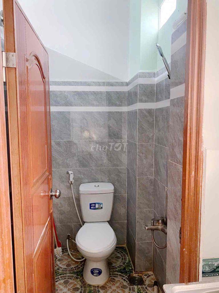 Trống 1p lầu 1 : giá 2triệu ❌ Nhà trọ trung tâm ninh kiều kế đại học