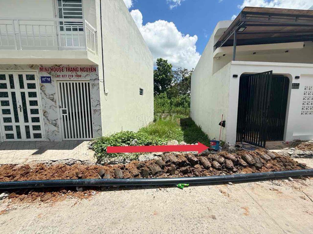 Nền cách BV Nhi 1,5km khu R. Ngã Bát 4,4m x 16m ( cạnh 13m ) ODT+ GPXD