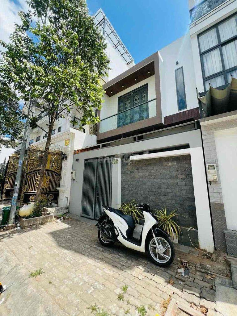 NHÀ THUÊ KHU DÂN CƯ NAM LONG 3 PHÒNG NGỦ CÓ MÁY LẠNH