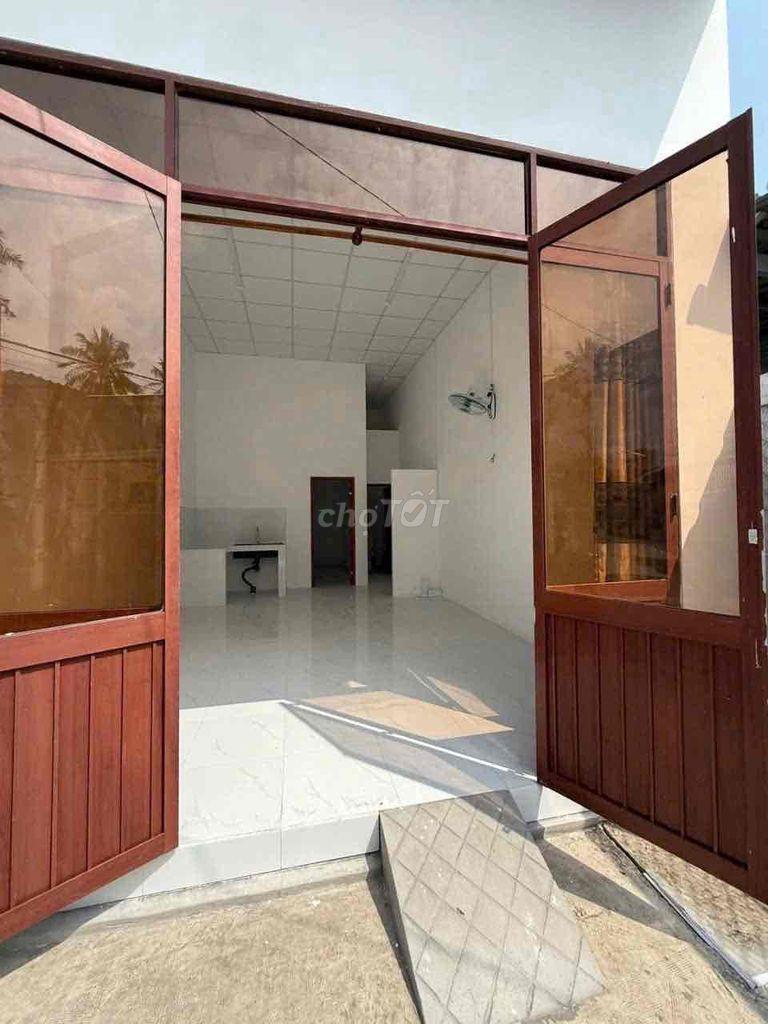 Nhà trệt nguyên căn 4x9m 1phòng sẵn 1máy lạnh hẻm gần Chợ Cầu Ván