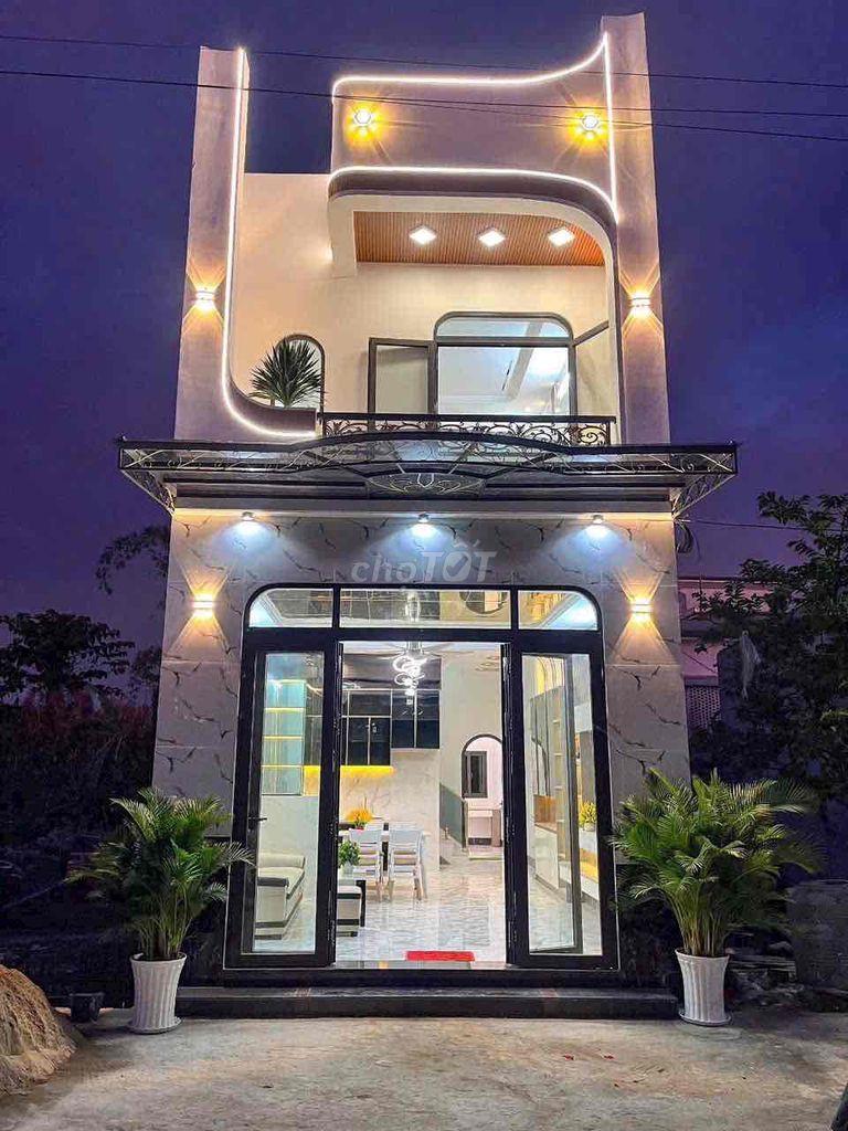 🌻C.G - CHO THUÊ NHÀ TRỆT LẦU MỚI FULL NỘI THẤT HẺM 112 HOÀNG QUỐC VIỆT