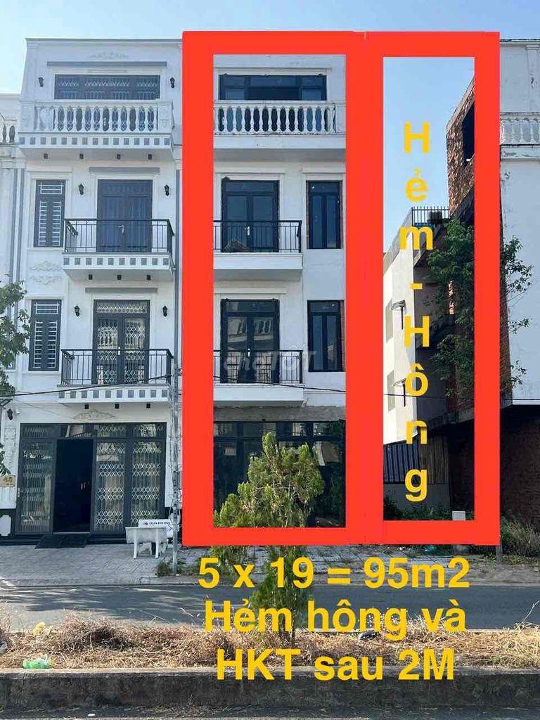Nhà shophouse 4 tầng kế gốc hẻm hông và hẻm sau lộ 30m Kdc Hồng Loan